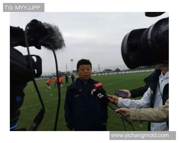 关于足球冬训计划的请示及相关安排的汇报与建议